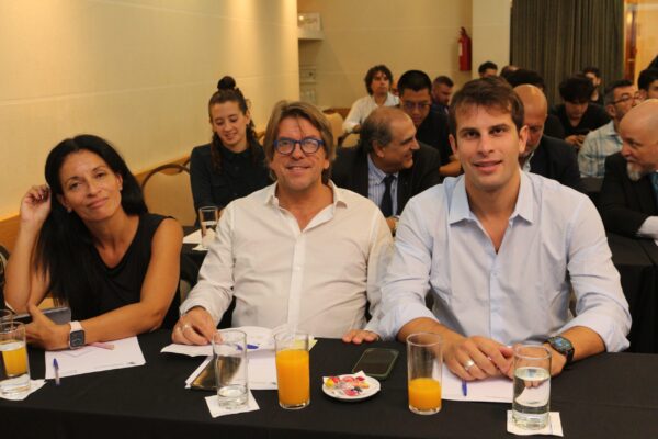 F11. Invitados de la Confederacion General Economica